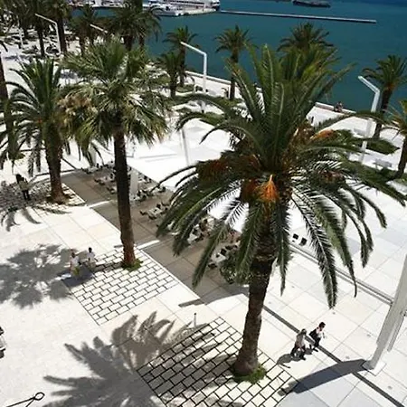 Luxury Skystar-split 4* Split