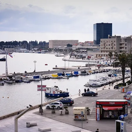 Luxury Skystar-split 4* Split