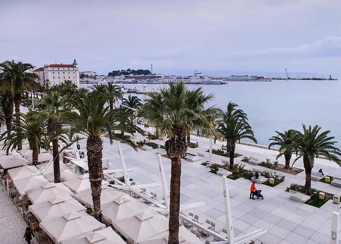 Luxury Skystar-split 4* Split