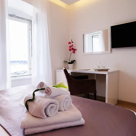 Luxury Skystar-split Bed & Breakfast