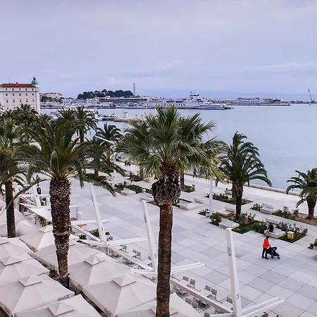 Luxury Skystar-split 4* Split