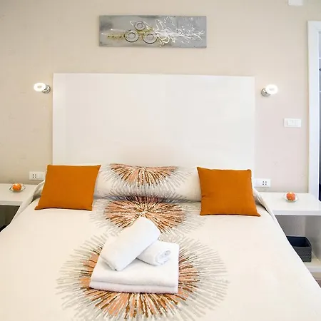 Frühstückspension Luxury Skystar-split 4*