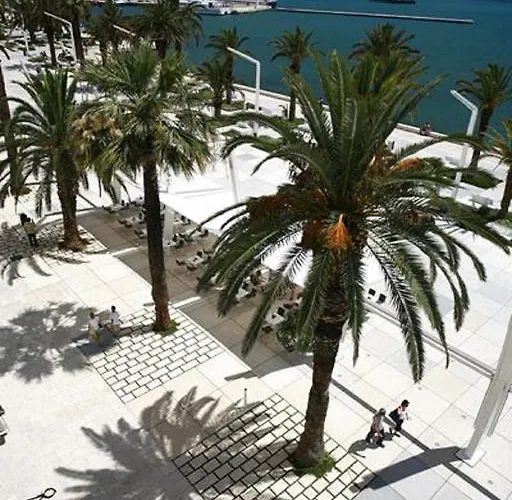 Luxury Skystar-split 4* Spalato