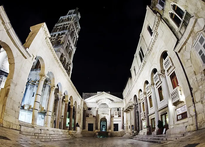 Luxury Skystar-split Bed & Breakfast 4*